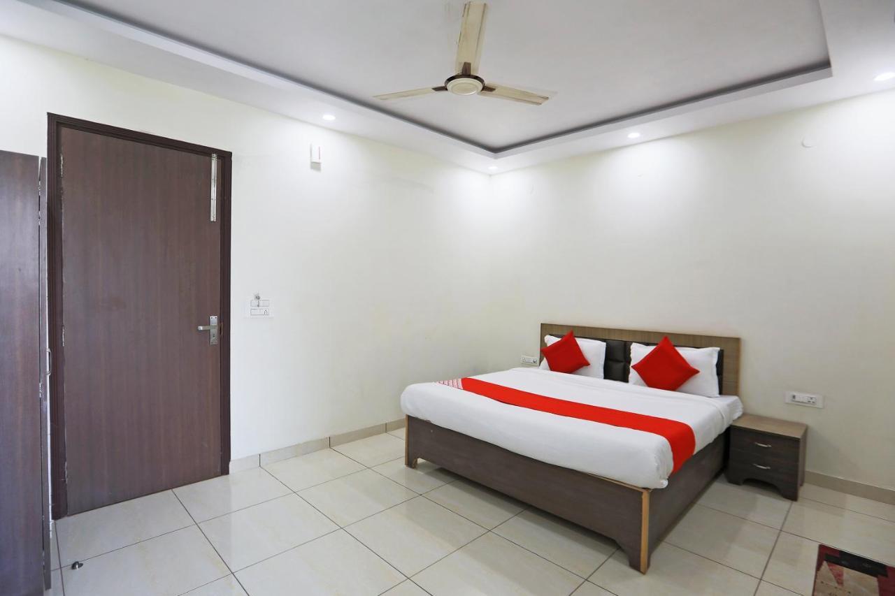 Hapur Oyo 48501 Dayal Regency酒店 外观 照片
