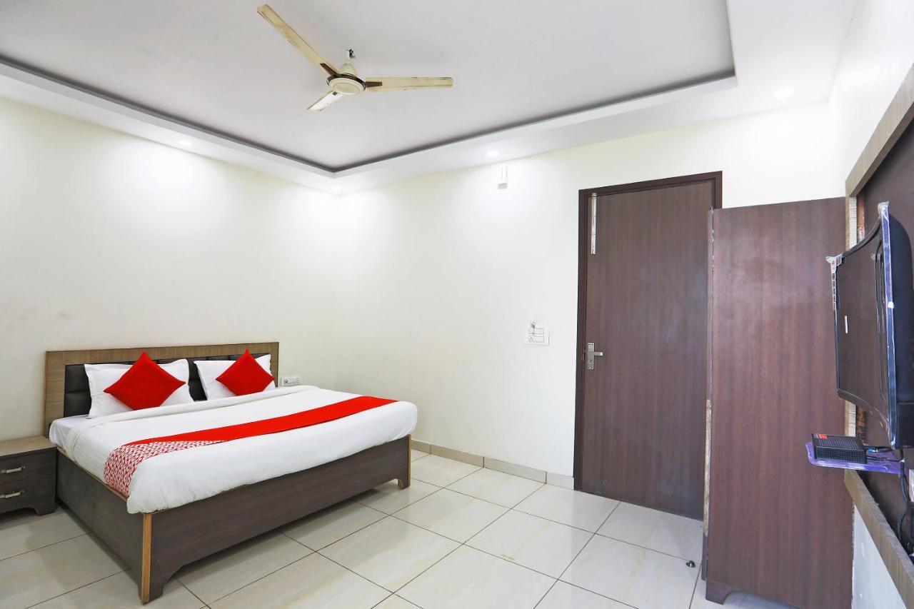 Hapur Oyo 48501 Dayal Regency酒店 外观 照片